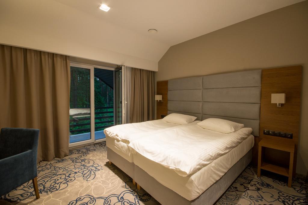 Rezydencja Sosnowa Luxury Hotel Янув-Любельский Экстерьер фото