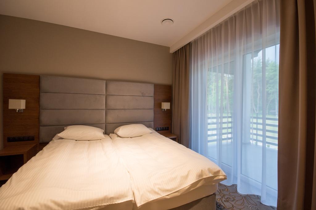 Rezydencja Sosnowa Luxury Hotel Янув-Любельский Экстерьер фото