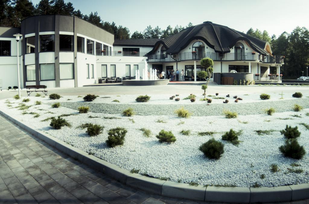Rezydencja Sosnowa Luxury Hotel Янув-Любельский Экстерьер фото